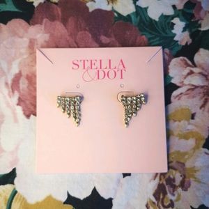 Renegade Ear Climbers